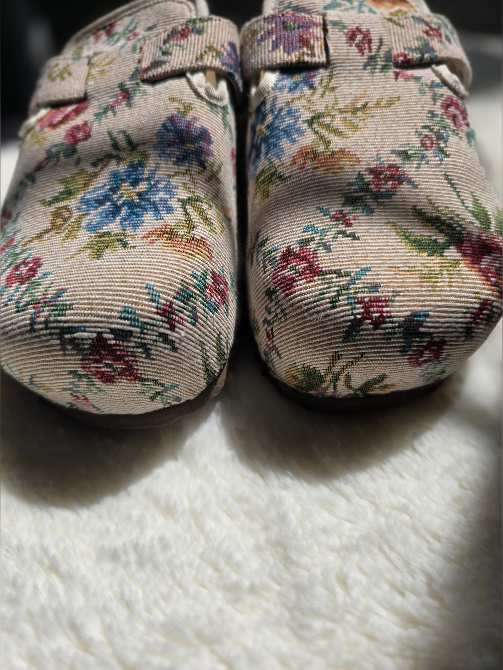 NWOB Altar'd StateLorenna Floral Tapestry Platform Clogs, Size 7 - Picture 7 of 15